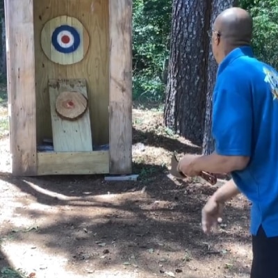 HATCHET THROWING