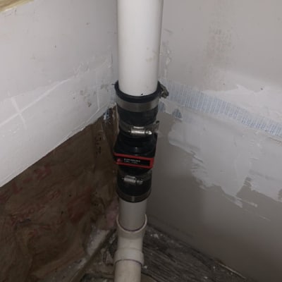 EMERGENCY PLUMBING