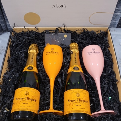 CUSTOM GIFT BOXES