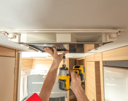 RV AIR CONDITIONING REPAIR