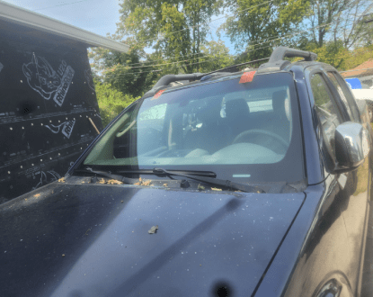 AUTO GLASS REPLACEMENT