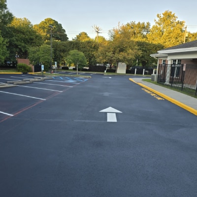 PARKING LOT SEALCOATING