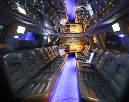 PROM PARTY BUS