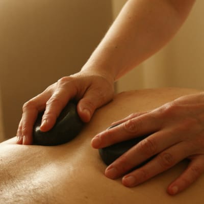 HOT STONE MASSAGE