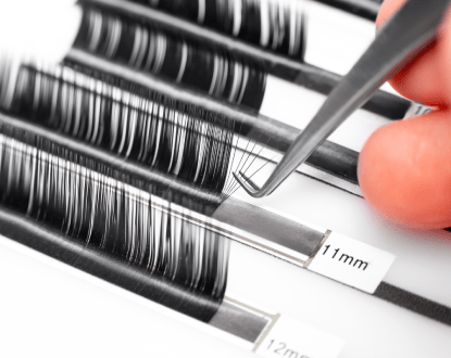 HYBRID LASH EXTENSIONS