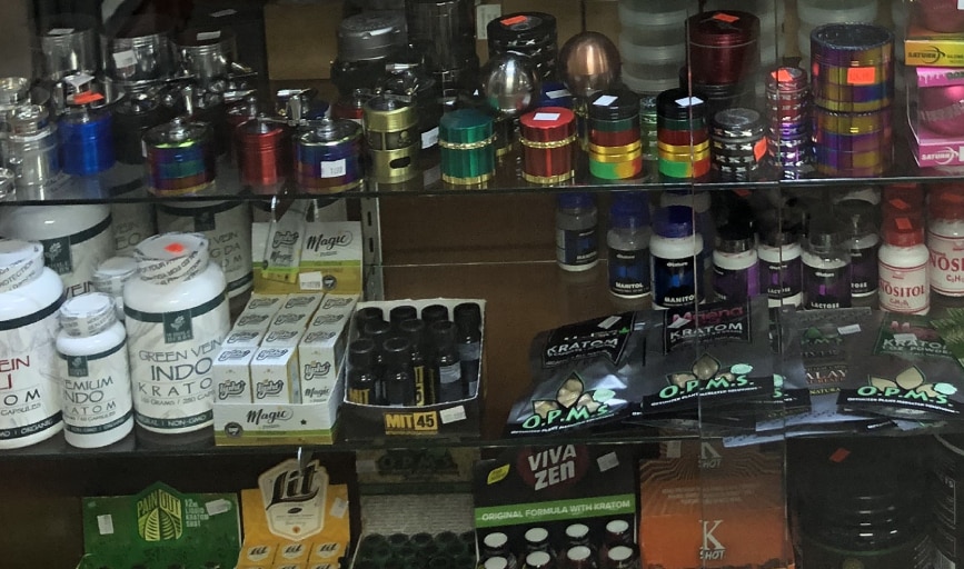 White Cloud Smoke Shop