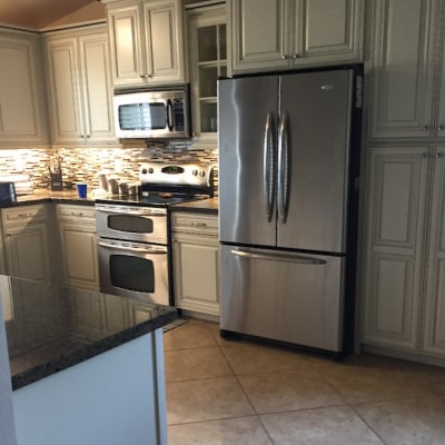KITCHEN REMODELING SERVICES