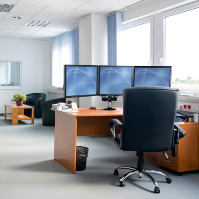 COMMERCIAL CLEANING SERVICES