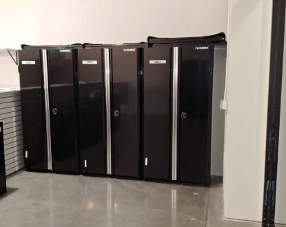 BAG LOCKER RENTAL