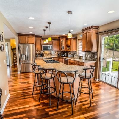 RESIDENTIAL CLEANING SERVICES