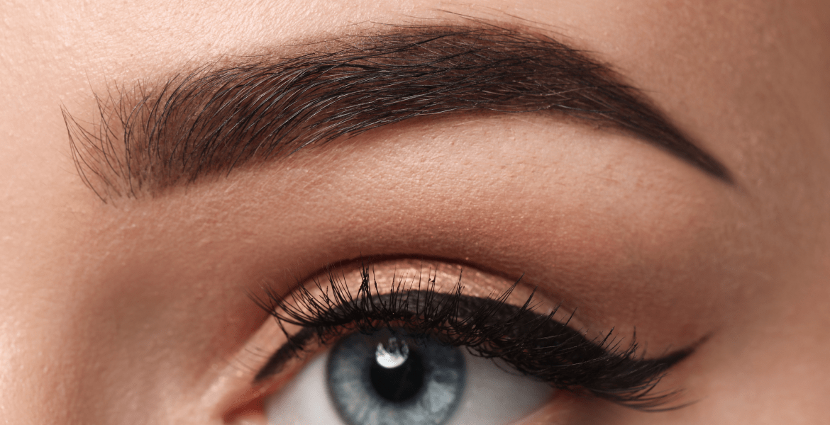 Eyelashes R Us - Thread 'N' Wax Away