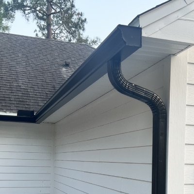 SEAMLESS GUTTER