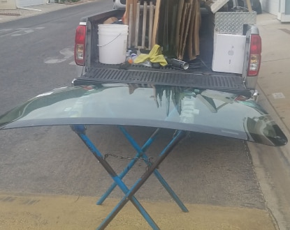 AUTO GLASS REPLACEMENT