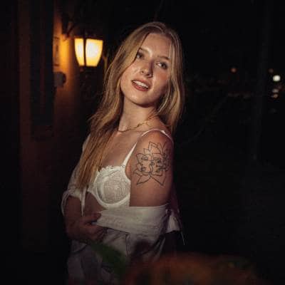 SOCIAL MEDIA CONTENT PHOTOGRAPHY