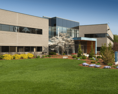 COMMERCIAL LAWN CARE