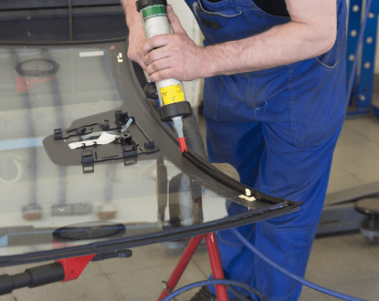 AUTO GLASS INSTALLATION