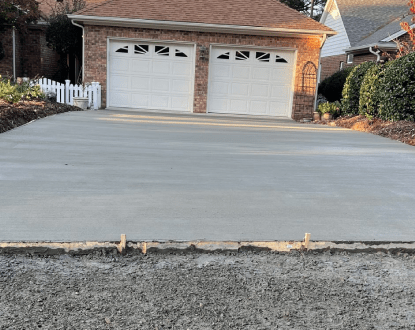 CONCRETE DRIVEWAY