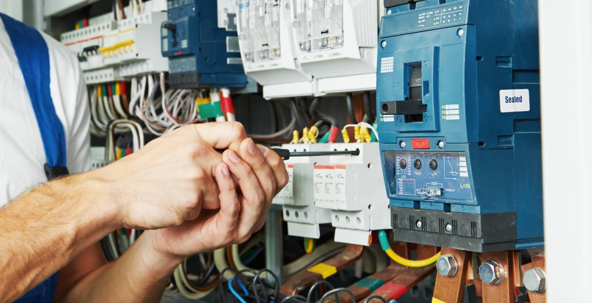 Carlos The Electrician