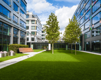 COMMERCIAL LAWN CARE SERVICES