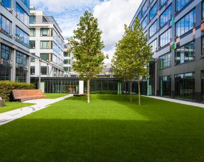 COMMERCIAL LAWN SERVICES