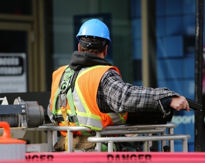 COMMERCIAL CONSTRUCTION