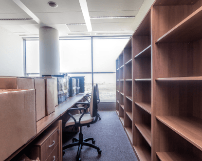 COMMERCIAL MOVING SERVICES