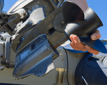 OUTBOARD MOTOR REPAIR