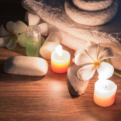 AROMATHERAPY MASSAGE