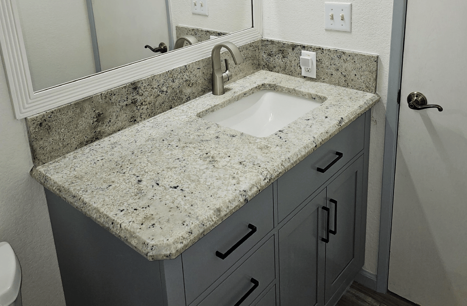 Sutton's Construction & Plumbing