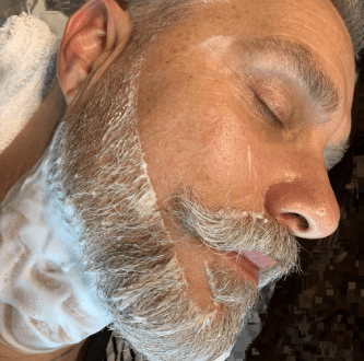 STRAIGHT RAZOR SHAVE