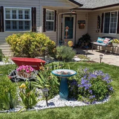 LANDSCAPING SERVICES