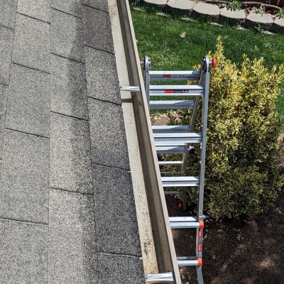 GUTTER CLEANING
