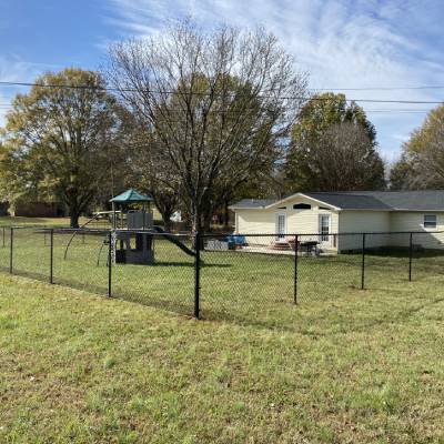 CHAINLINK FENCE INSTALLATION