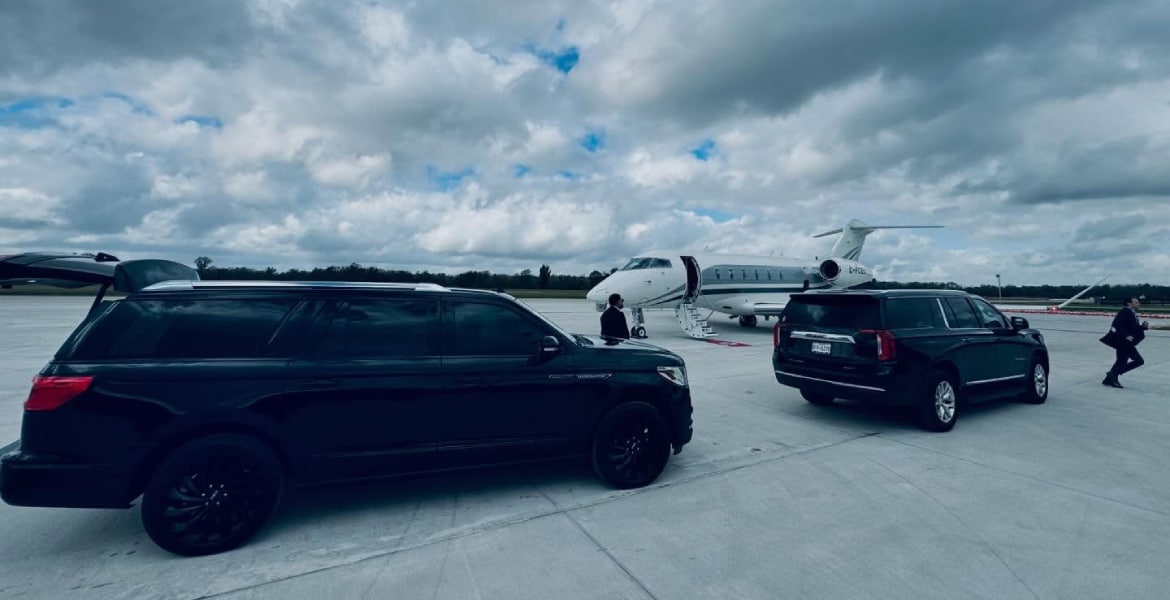 Aron’s Limo Service