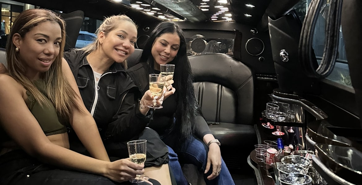 Aron’s Limo Service