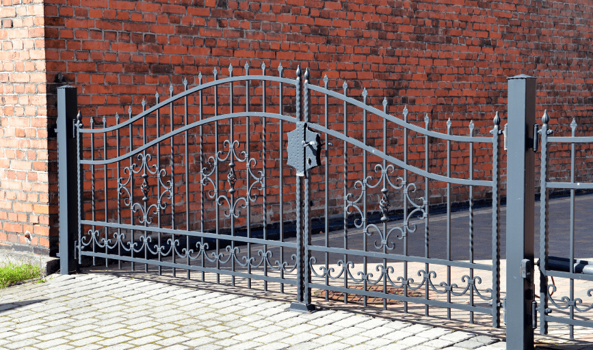 Lakeside Fencing & Welding