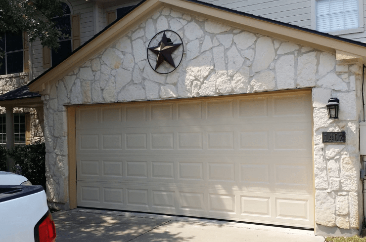 D2 Garage Door