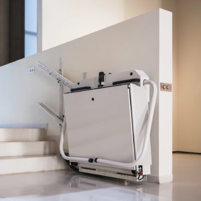 EMERGENCY WHEELCHAIR LIFT RENTAL