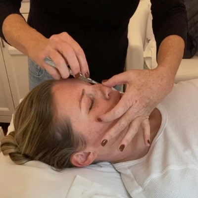 DERMAPLANING FACIAL SERVICES