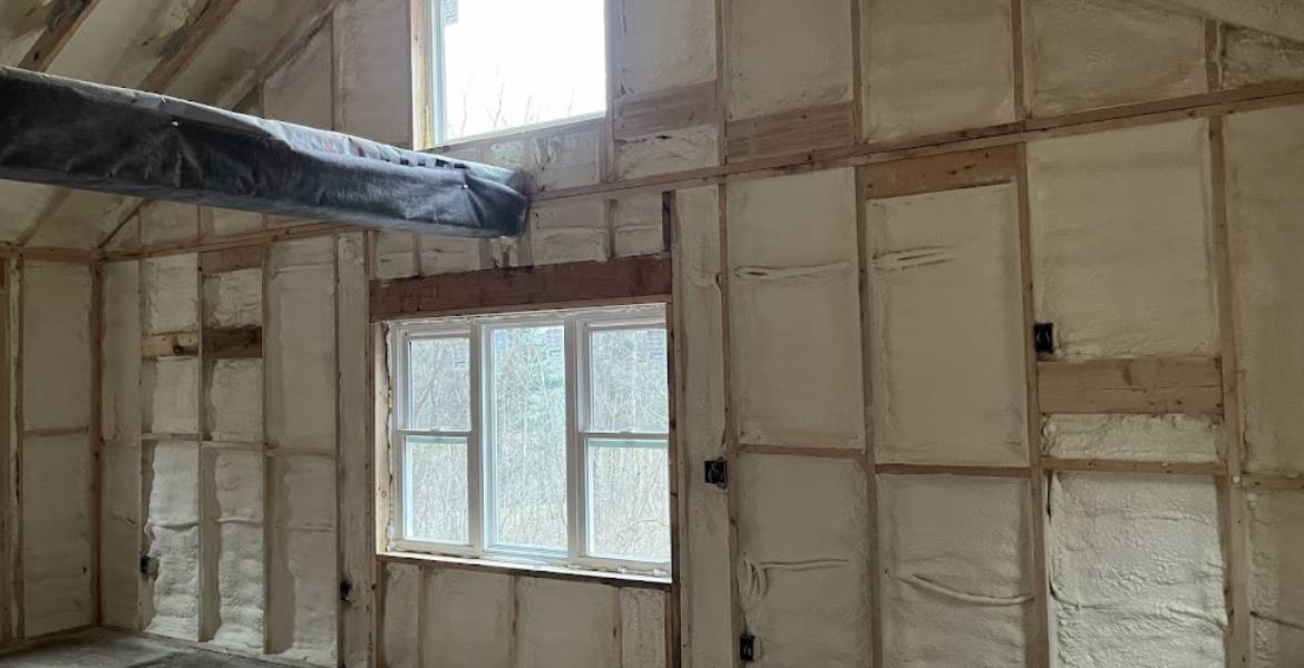 JME Contracting and Spray Foam