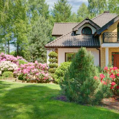 RESIDENTIAL LANDSCAPING SERVICES