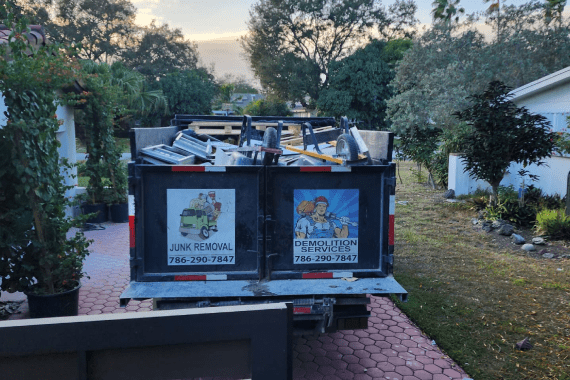 Yeniel Veloz Services