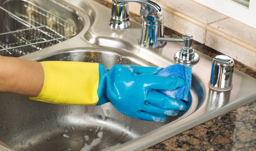 Mary's Loving Angels