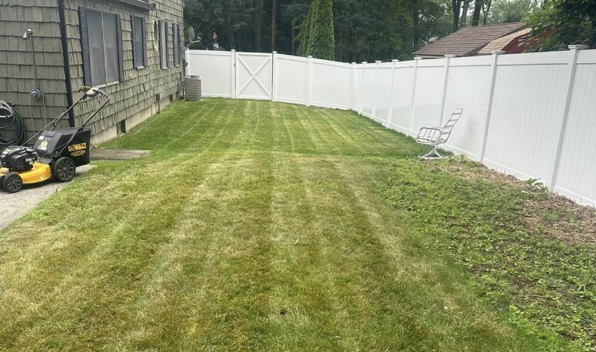 Carr's Lawn Care Services