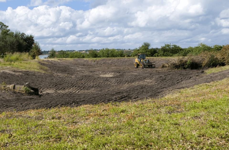 Hunt's EarthlyDigging