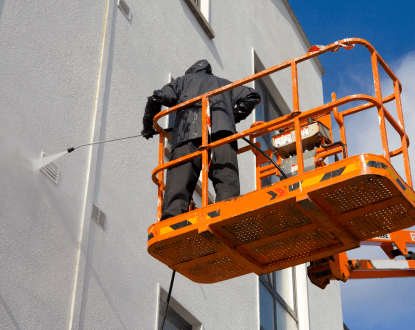 COMMERCIAL POWER WASHING