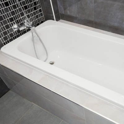 BATHTUB RENOVATION