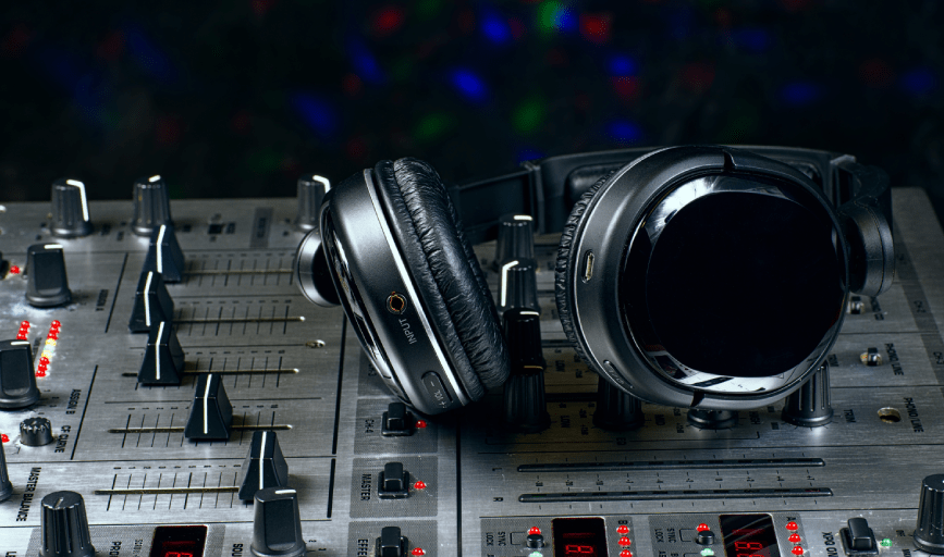 Outlaw Entertainment Dj Service