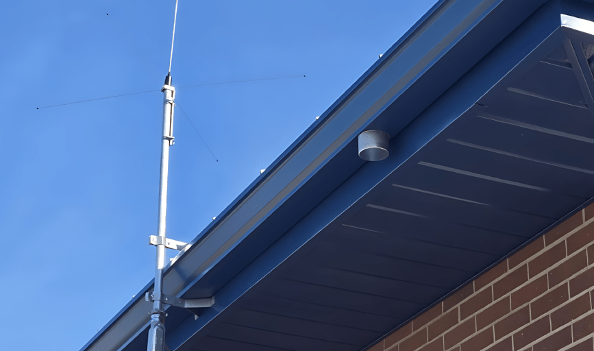 GUTTER REPAIR SERVICE