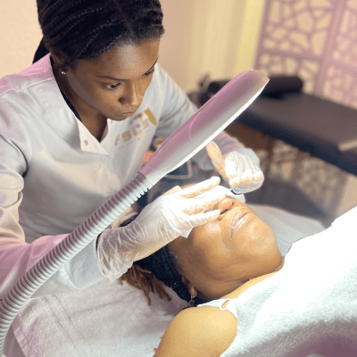 FACIAL SPECIALIST PROGRAM